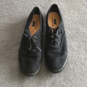 Keds women’s Oxford Black Sneakers